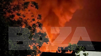 Внаслідок атаки безпілотників на нафтобазі в Краснодарському краї Росії почалася пожежа. Фото: Baza